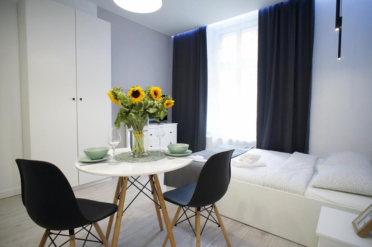 Modern Apartment In The City Center Kattowitz Exterior foto