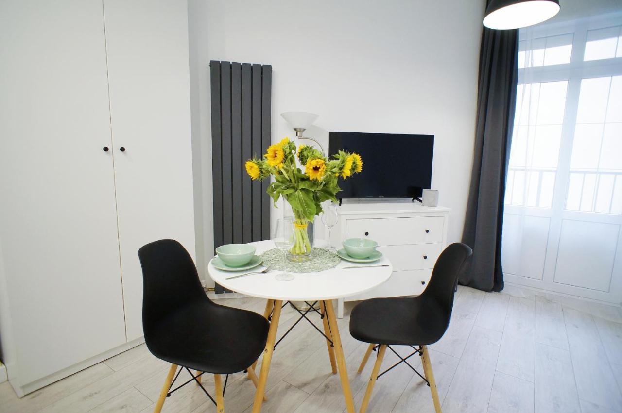 Modern Apartment In The City Center Kattowitz Exterior foto