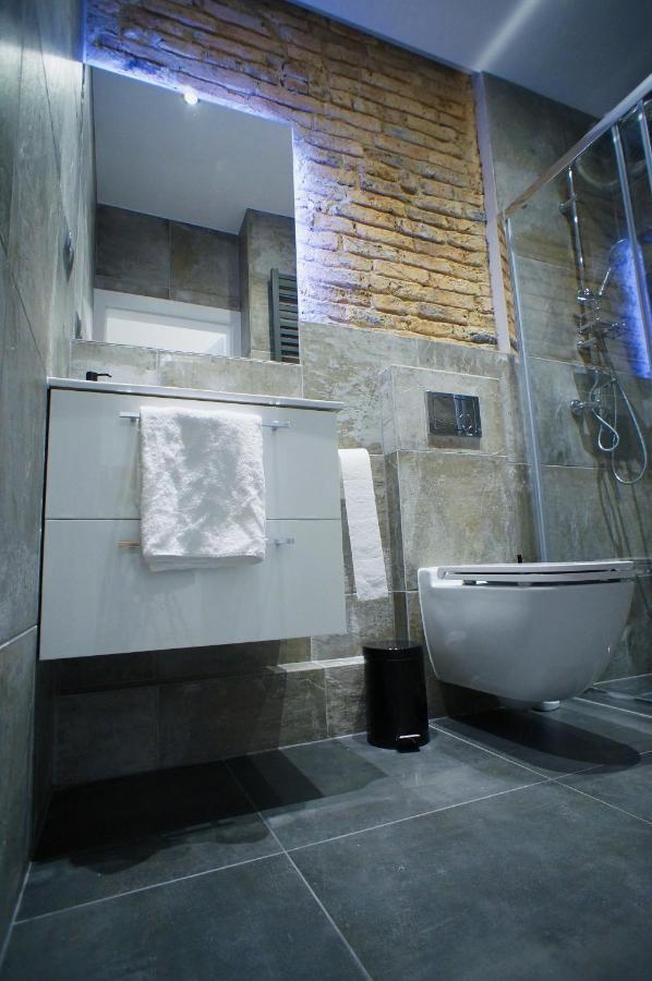 Modern Apartment In The City Center Kattowitz Exterior foto